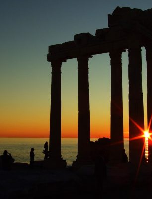 Side Pillars